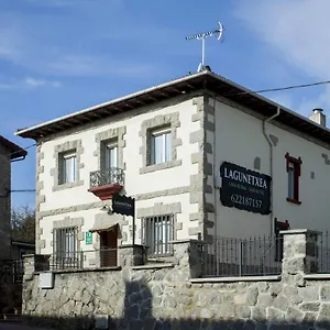 Lagun Etxea , Pobes Espanha